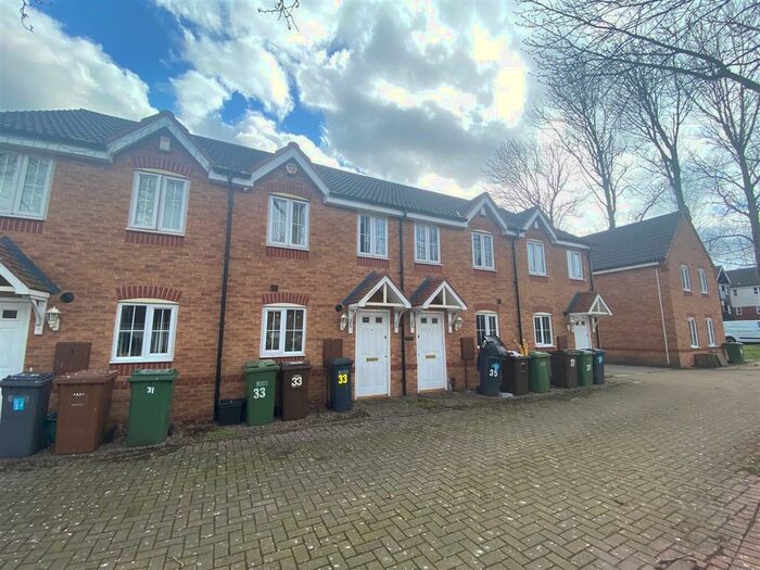 3 Bedroom Terraced House To Rent In Leyburn Road, Birmingham, B37