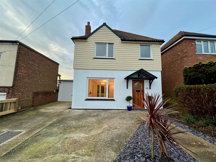 3 Bedroom Detached House To Rent In Southlands Road, Bexhill-On-Sea, TN39