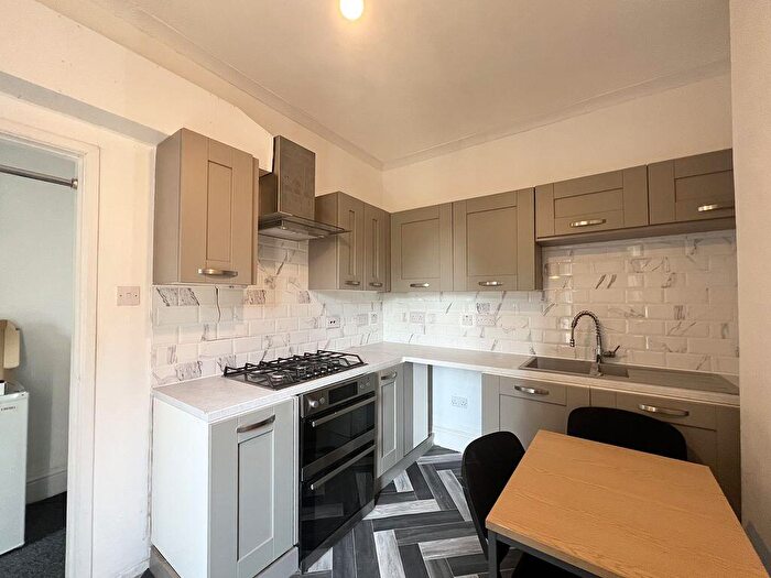 2 Bedroom Flat To Rent In Pendlebury Road, Manchester, M27