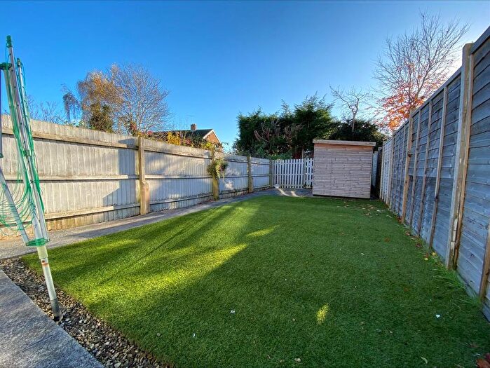 2 Bedroom End Of Terrace House For Sale In Bracken Way, Malvern, WR14