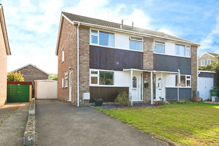 3 Bedroom Semi-Detached House For Sale In Tennyson Road, Dursley, Gloucestershire, GL11