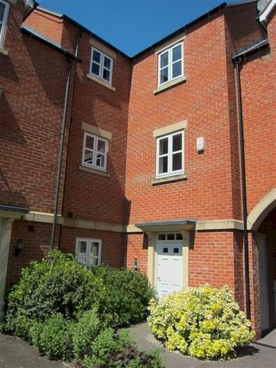 2 Bedroom Flat To Rent In New Orchard Place, Mickleover, DE3