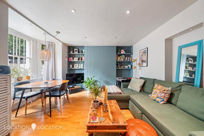 1 Bedroom Flat To Rent In Brooke Road, London, N16