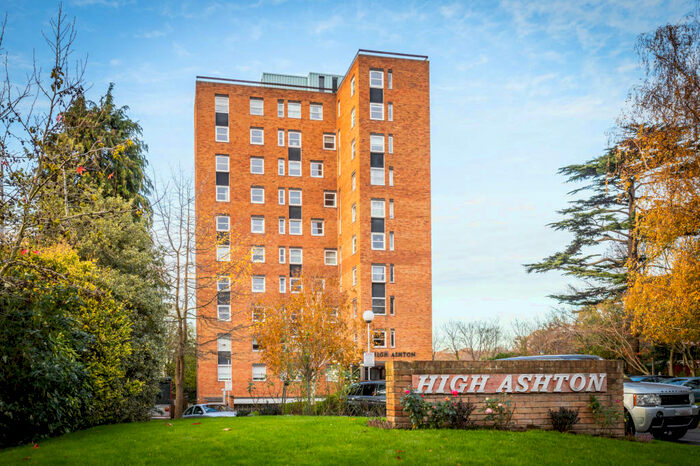 2 Bedroom Flat To Rent In High Ashton, Kingston Hill, Kingston Upon Thames, Surrey, KT2