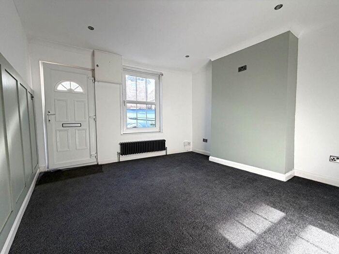2 Bedroom Terraced House To Rent In New Street, Romney Marsh, TN29