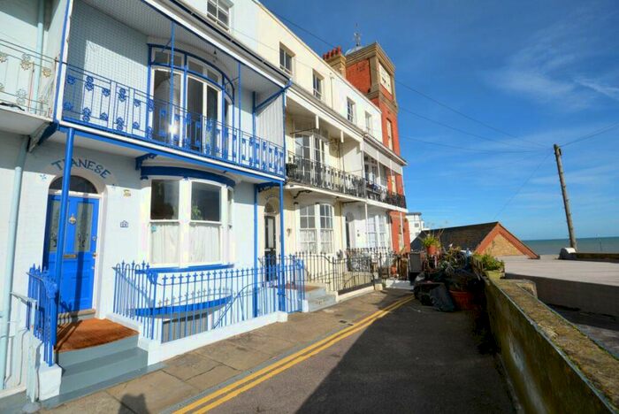 4 Bedroom Maisonette To Rent In Kent Terrace, Ramsgate, CT11