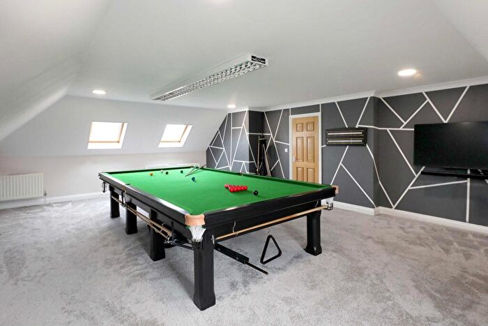 6 Bedroom Detached House For Sale In Templewood Lane, Farnham Common, SL2
