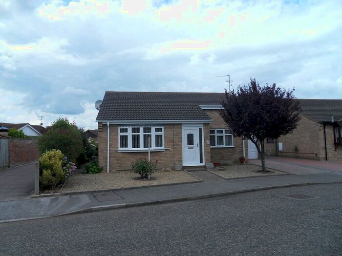 2 Bedroom Detached Bungalow To Rent In Hobart Way, Oulton, Lowestoft, NR32