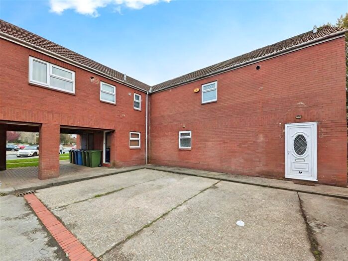 3 Bedroom Semi-Detached House For Sale In Mintfields Road, Beverley, HU17