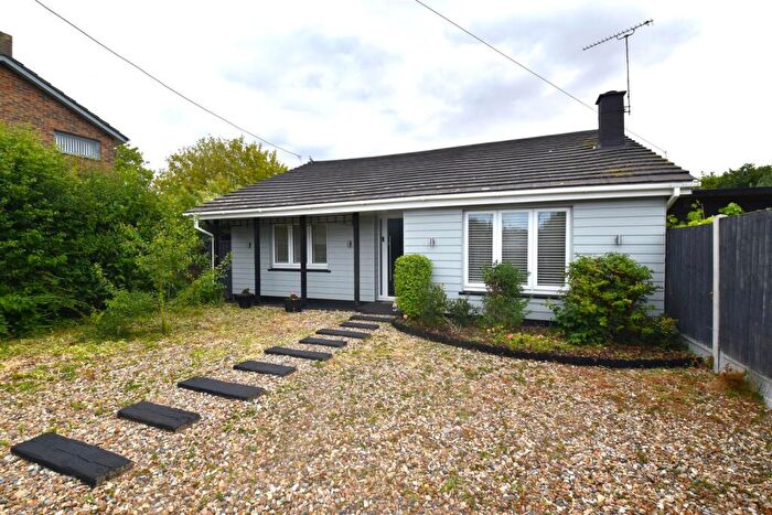 3 Bedroom Chalet For Sale In Ashingdon Road, Rochford, SS4