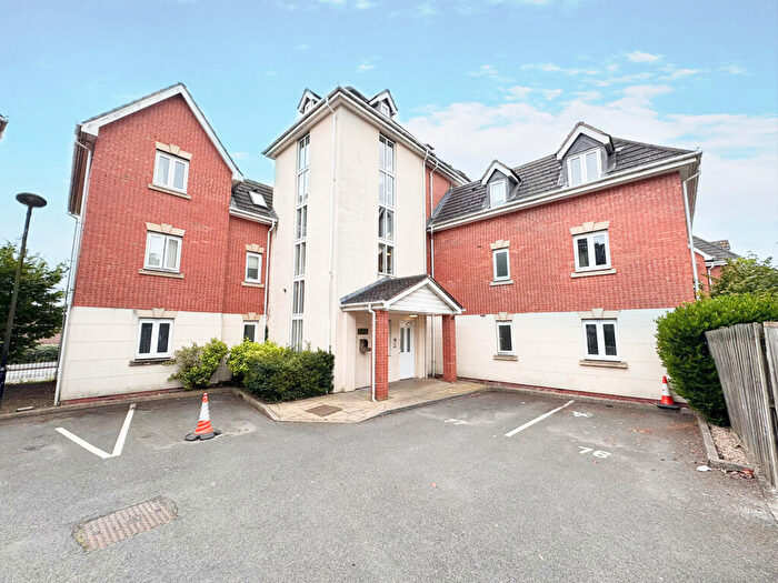 2 Bedroom Apartment For Sale In Burbage House, Southfield Road, Hinckley, Leicestershire, LE10