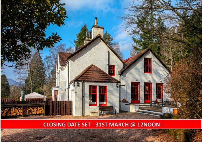 4 Bedroom Semi-Detached House For Sale In Greystones, Dunira, Comrie, PH6