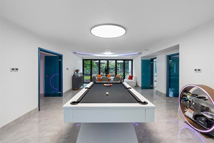 6 Bedroom Detached House To Rent In Macclesfield Road, Prestbury, Macclesfield, SK10