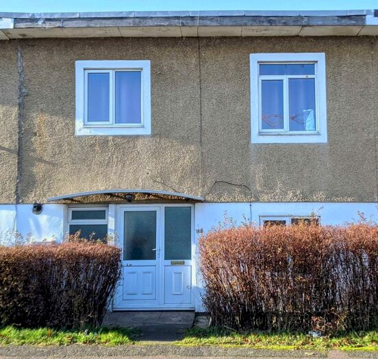 3 Bedroom House To Rent In Bishops Rise, Hatfield, AL10