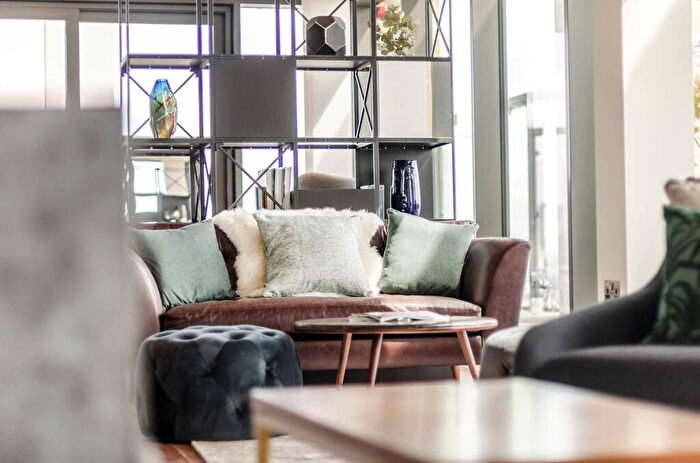 1 Bedroom Flat To Rent In Union Wharf, Greenwich, London, SE8