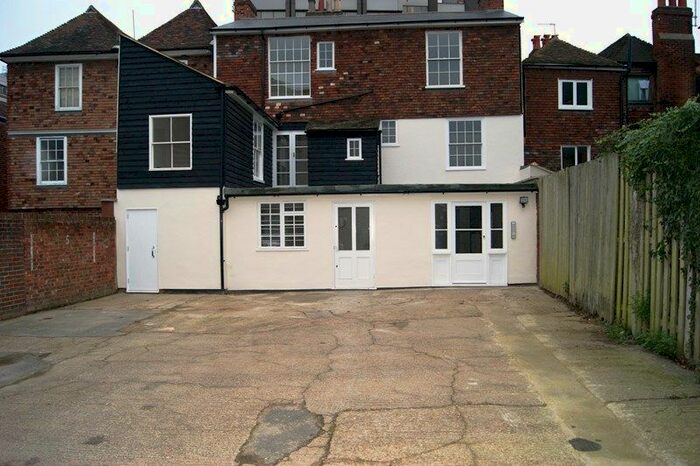 1 Bedroom Flat To Rent In Knightrider Street, Maidstone, Kent, ME15