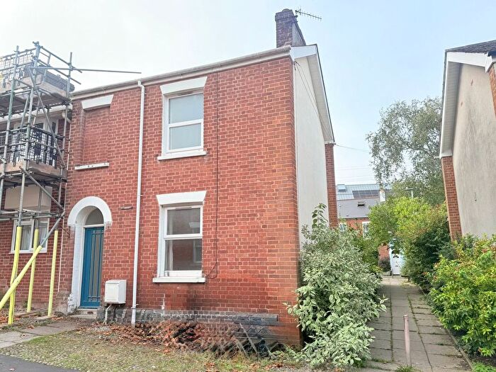 2 Bedroom End Terrace House To Rent In East John Walk, Exeter, EX1