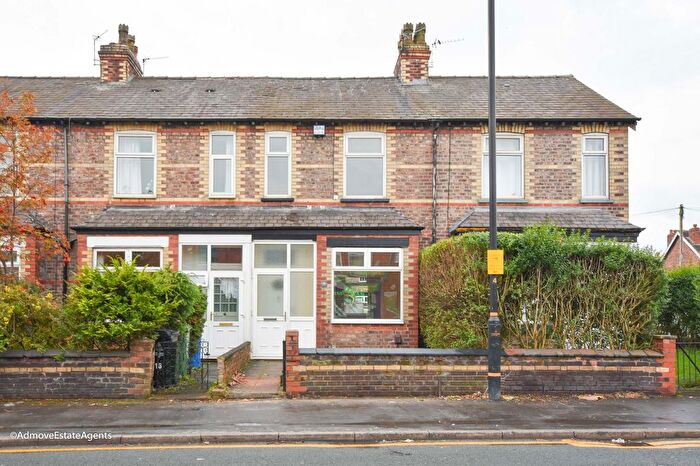 2 Bedroom Property To Rent In Sinderland Road, Broadheath, WA14
