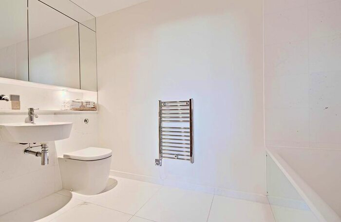 3 Bedroom Flat To Rent In Romney House, Marsham Street, Westminster, London, SW1P