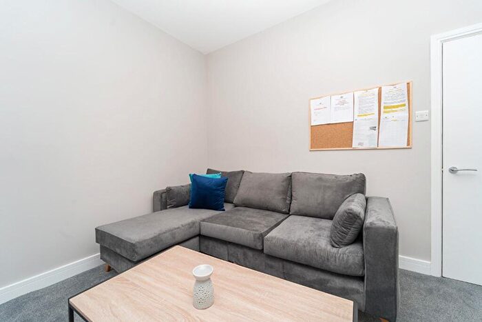 2 Bedroom Terraced House To Rent In Carlton Avenue, Rusholme, Manchester, M14