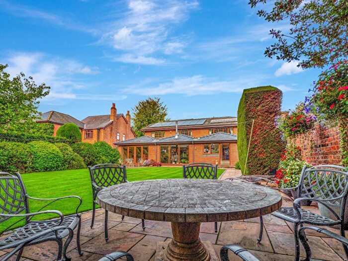 5 Bedroom Detached House For Sale In Clyffes Farm Close, Scarisbrick, Lancashire, L40