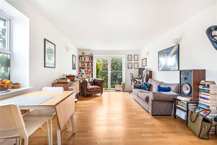 1 Bedroom Apartment To Rent In Balls Pond Place, London, N1