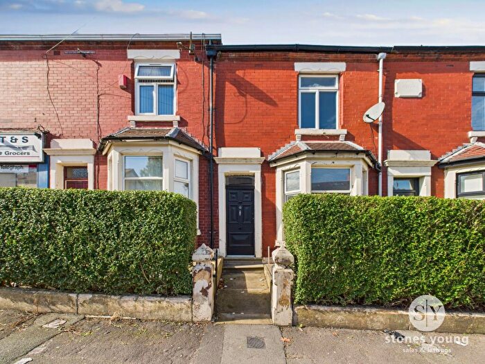 3 Bedroom Terraced House For Sale In Lincoln Road, Blackburn, BB1