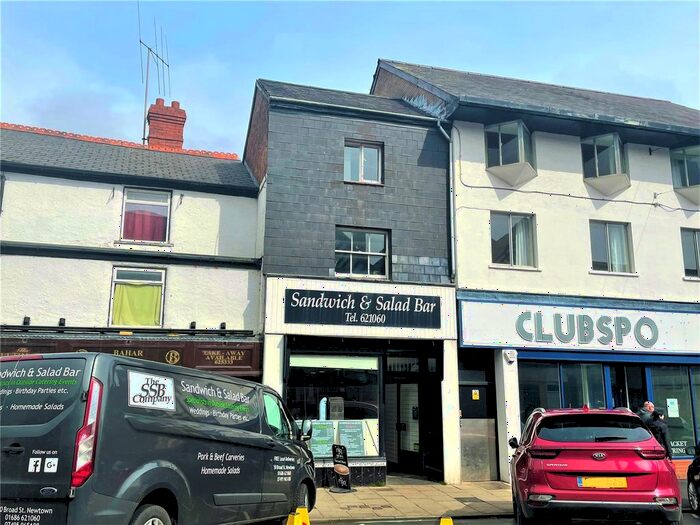 1 Bedroom Flat To Rent In Broad Street, Newtown, Powys, SY16