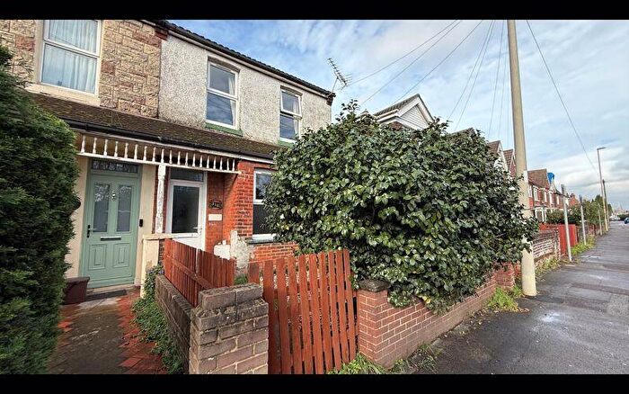 Detached House To Rent In Southampton Road, Eastleigh, SO50