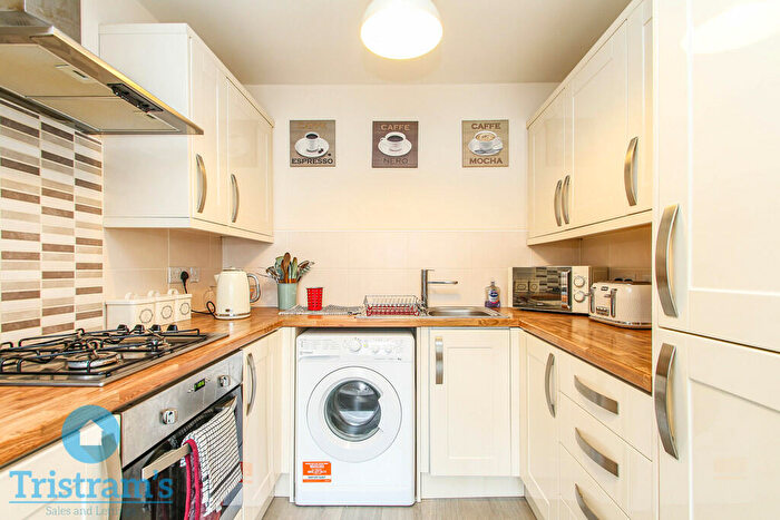 3 Bedroom Town House For Sale In New Lawn Road, Ilkeston, DE7