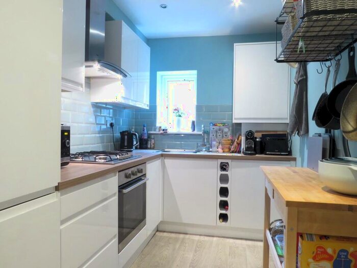 2 Bedroom Apartment To Rent In Anerley Road, Anerley, London, SE20