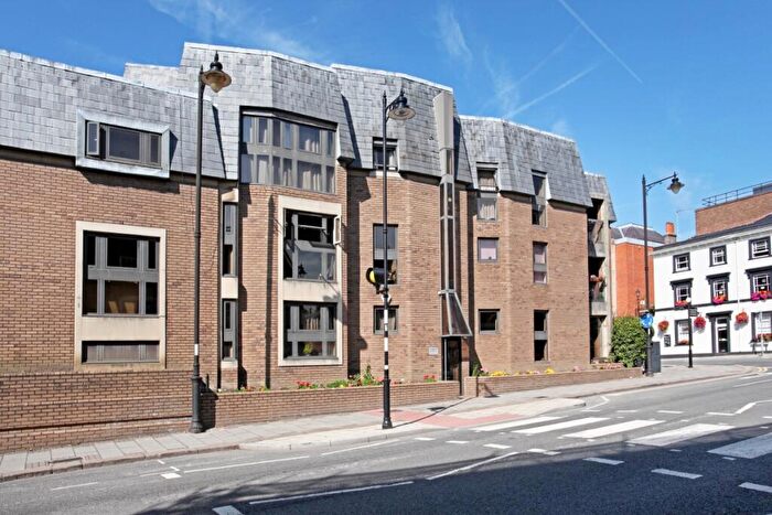 2 Bedroom Apartment To Rent In Sheet Street, Windsor, Berkshire, SL4