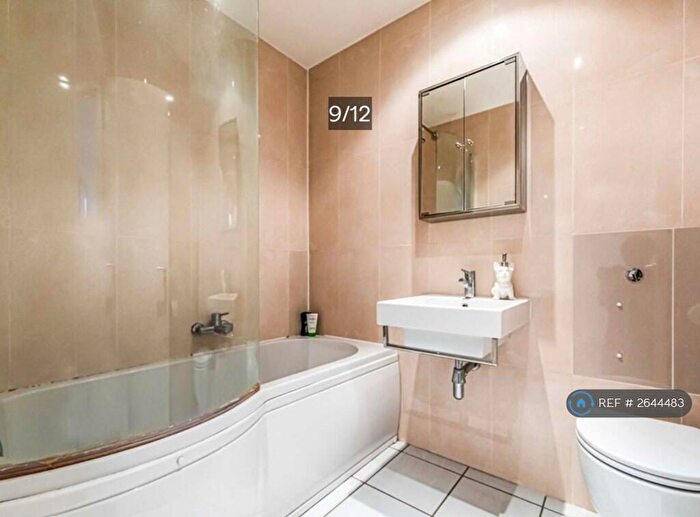 2 Bedroom Flat To Rent In Albion Road, London, N16
