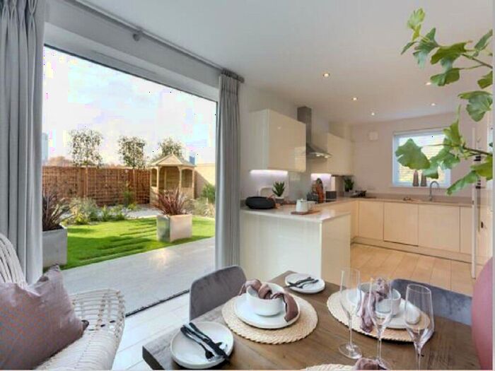4 Bedroom Detached House For Sale In Harfleet Gardens, Ash, Canterbury, CT3
