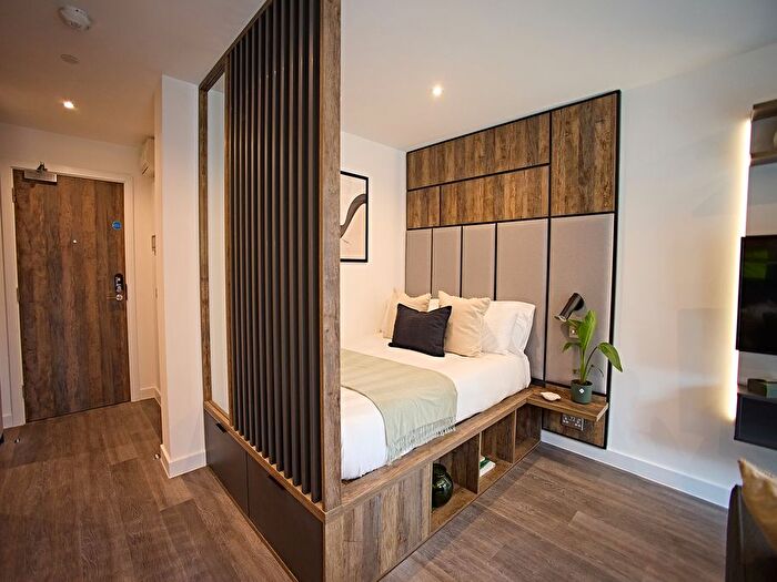 Studio To Rent In St Albans Place St Albans Place, Leeds, LS2