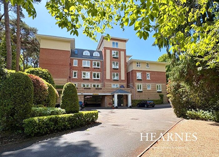 3 Bedroom Flat For Sale In Western Road, Canford Cliffs, Poole, BH13