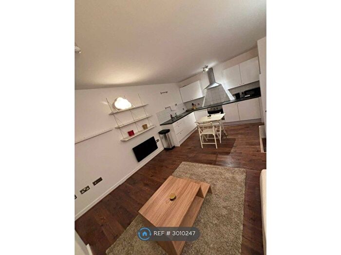 1 Bedroom Flat To Rent In The Vista Building, London, SE18