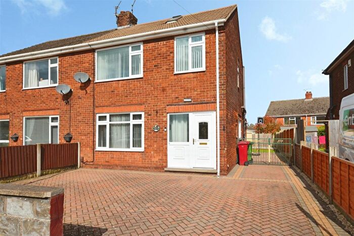 3 Bedroom Semi Detached House For Sale In Grange Lane South, Scunthorpe, DN16
