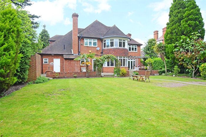 5 Bedroom Detached House To Rent In Burwood Park Road, Walton On Thames, Surrey, KT12