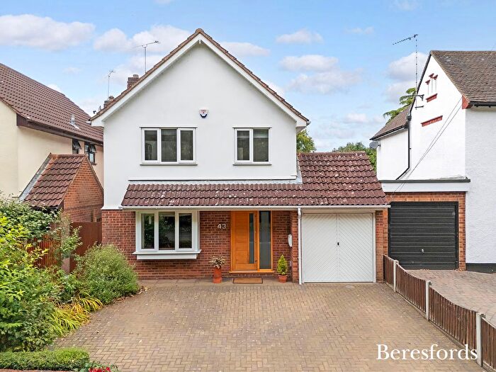 4 Bedroom Detached House For Sale In Hartswood Road, Warley, CM14