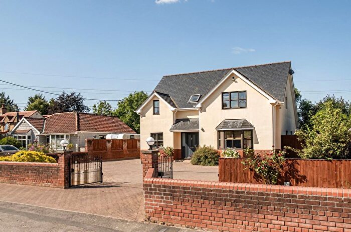 4 Bedroom Detached House For Sale In Westlands Lane, Beanacre, Melksham, SN12