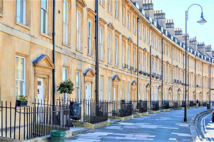 Studio To Rent In Paragon, Bath, BA1