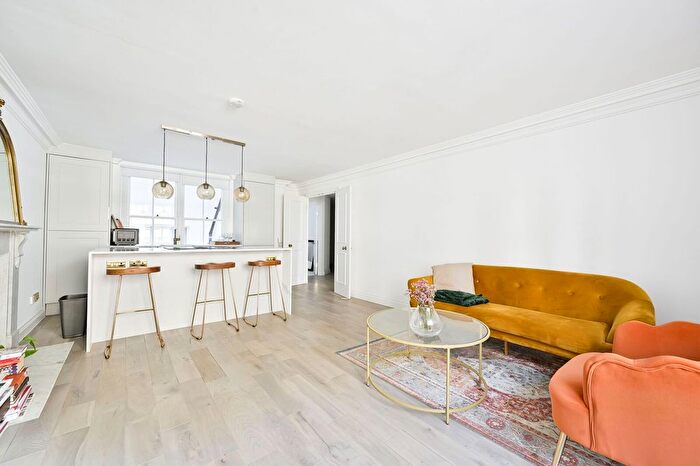 2 Bedroom Flat To Rent In Collingham Gardens, South Kensington, London, SW5