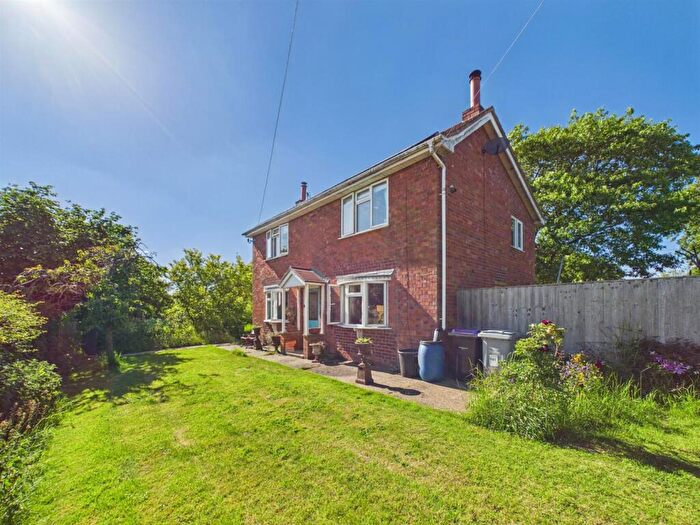 4 Bedroom Detached House For Sale In Wainfleet Road, Irby-In-The-Marsh, PE24