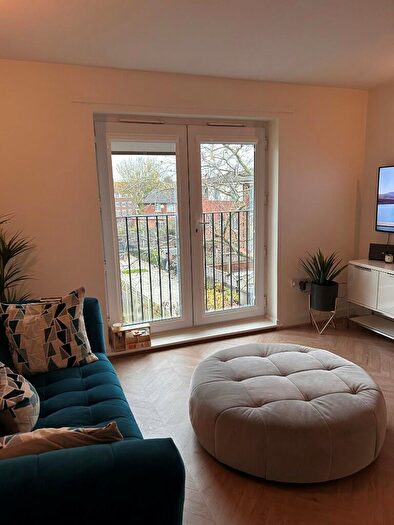 1 Bedroom Flat For Sale In Celandine Grove, London, N14