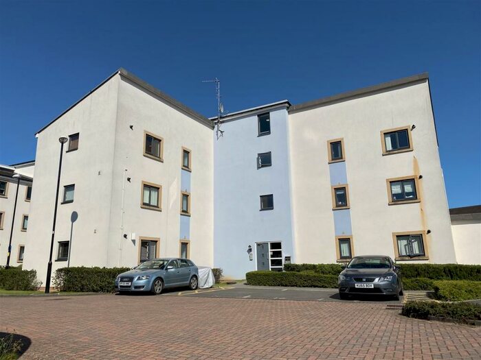 2 Bedroom Apartment To Rent In Coldstream Court, Coventry, CV3