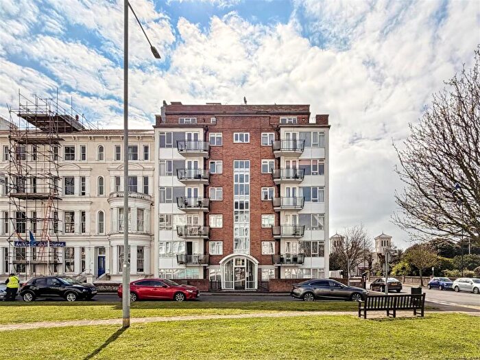 2 Bedroom Flat For Sale In Howard Square, Eastbourne, BN21