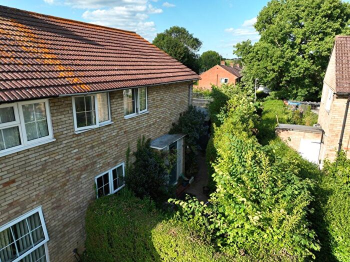 Detached House To Rent In West Mead, Welwyn Garden City, AL7