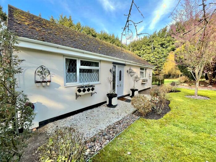 1 Bedroom Apartment To Rent In Delmer End Lane, Flamstead, St. Albans, AL3