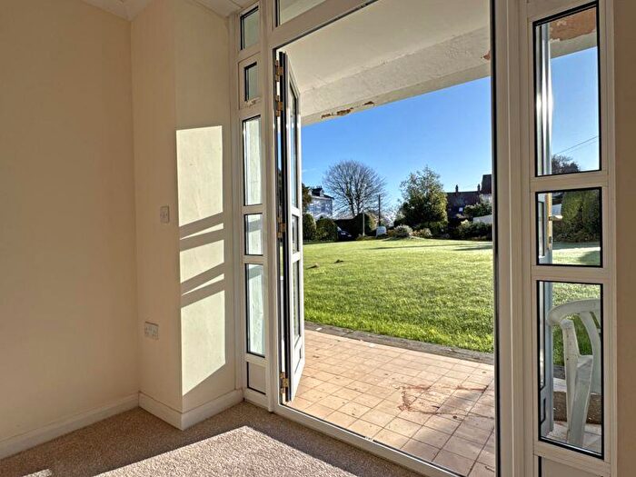 2 Bedroom Flat For Sale In Cotmaton Road, Sidmouth, EX10